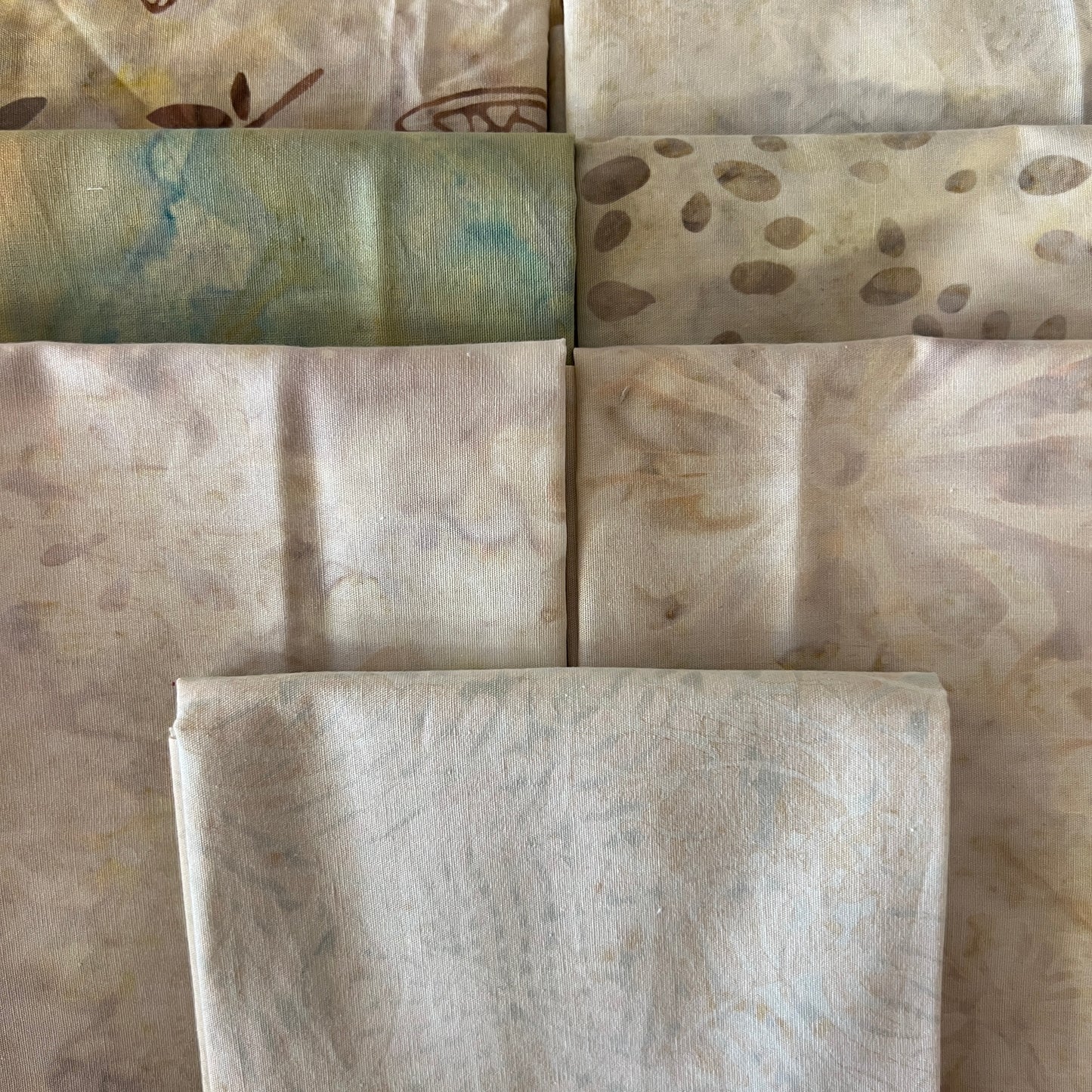 Sand Batik Fat Quarter Bundle