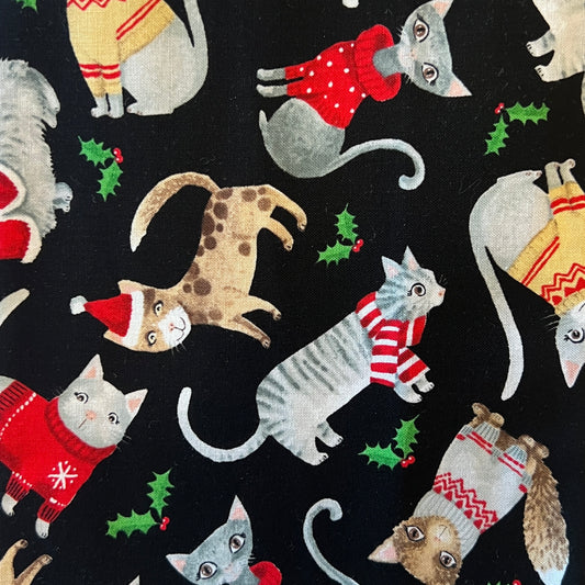 Holiday Cats Cotton Blend: 2 yds